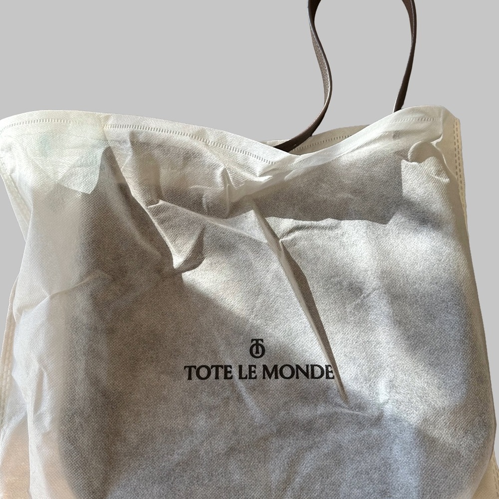 Elegant Tote Le Monde Brown Leather Shoulder Bucket Bag - Picture 3 of 7